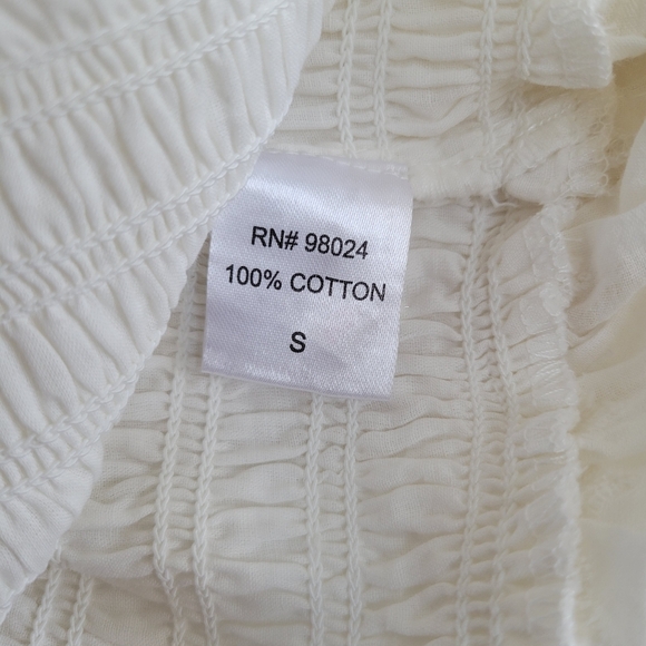 House of Harlow 1960 Smocked Ruffle Peplum Eyelet‎ Lace Puff Sleeve Blouse - Picture 9 of 12